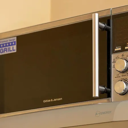 דירה Z Parkingiem & Balkonem Domowa Atmosfera W Gorskiej Scenerii By Renters ויסלאו