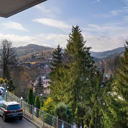 Z Parkingiem & Balkonem Domowa Atmosfera W Gorskiej Scenerii By Renters Wisła