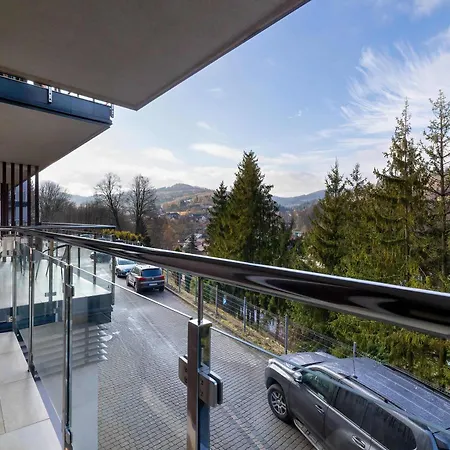 Z Parkingiem&balkonem Domowa Atmosfera W Górskiej Scenerii By Renters * Wisła