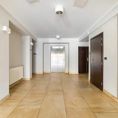 Z Parkingiem & Balkonem Domowa Atmosfera W Gorskiej Scenerii By Renters Lejlighed *