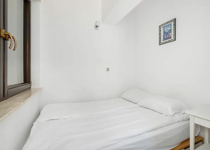 Z Parkingiem & Balkonem Domowa Atmosfera W Gorskiej Scenerii By Renters דירה *